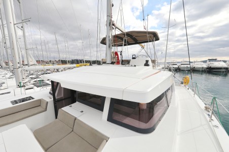 Catana Group Bali 4.6 - 5 + 1 cab. Triton