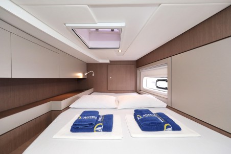Catana Group Bali 4.6 - 5 + 1 cab. Triton