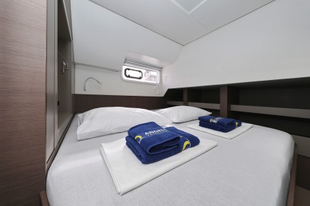 Catana Group Bali 4.6 - 5 + 1 cab. Triton