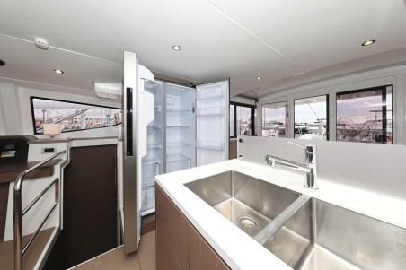 Catana Group Bali 4.6 - 5 + 1 cab. Triton