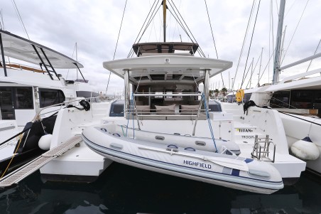 Bali 4.8 | Yacht Charter Croatia | Travelboat