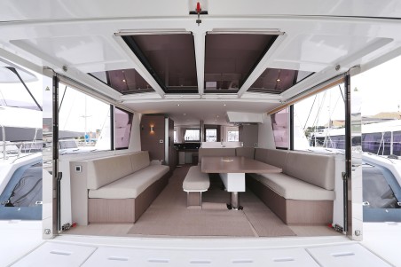 Catana Group Bali 4.8 - 6 + 2 cab. Titan
