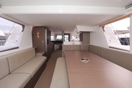 Catana Group Bali 4.8 - 6 + 2 cab. Titan