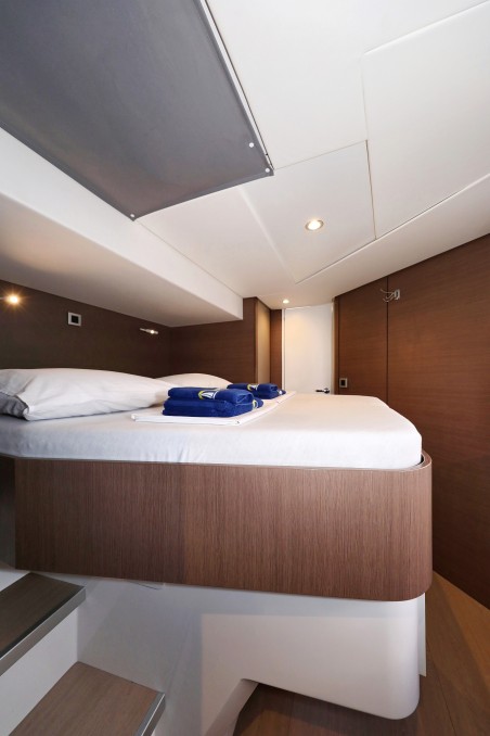Bali 4.8 | Yacht Charter Croatia | Travelboat