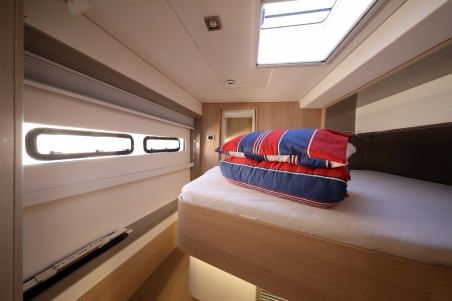 Catana Group Bali 5.4 - 6 + 2 cab. Lalounge