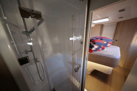 Catana Group Bali 5.4 - 6 + 2 cab. Lalounge