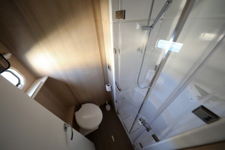 Catana Group Bali 5.4 - 6 + 2 cab. Lalounge