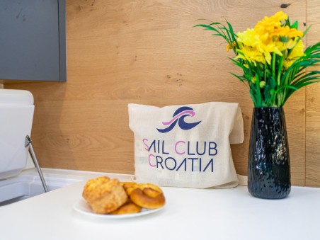 Elan Marine Elan Impression 45 - 4 cab. Trinity