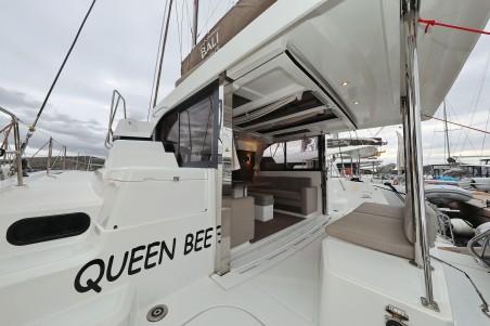 Catana Group Bali Catspace Queen Bee