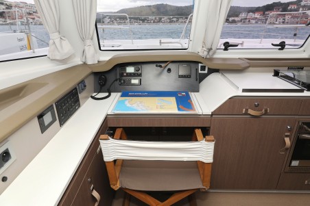 Catana Group Bali Catspace Queen Bee