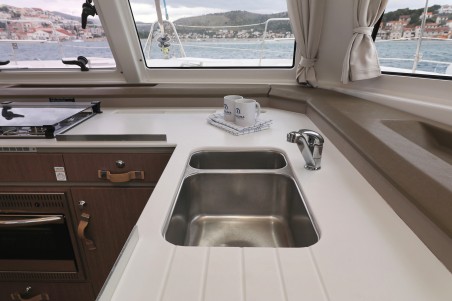 Catana Group Bali Catspace Queen Bee