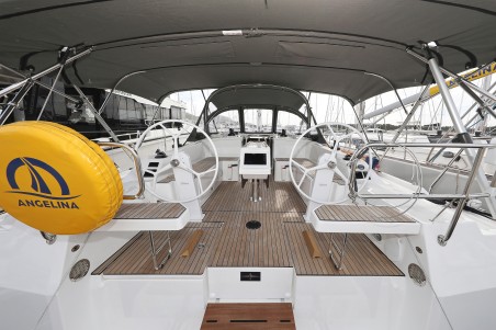 Bavaria Yachtbau Bavaria C42 Levente