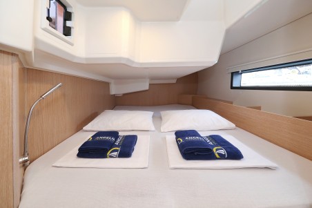 Bavaria C42 Maupiti | Yacht Charter Croatia | Travelboat