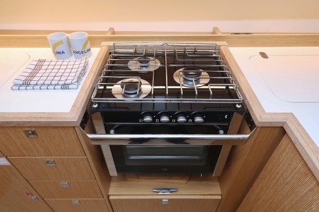 Bavaria C42 Maupiti | Yacht Charter Croatia | Travelboat