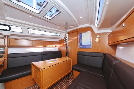 Bavaria Cruiser 33 | Czarter jachtu Chorwacja | Travelboat