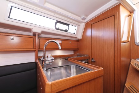 Bavaria Cruiser 33 | Czarter jachtu Chorwacja | Travelboat
