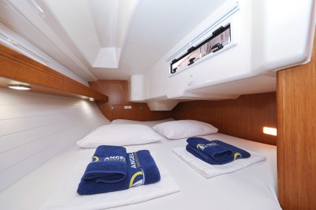 Bavaria Cruiser 33 | Czarter jachtu Chorwacja | Travelboat