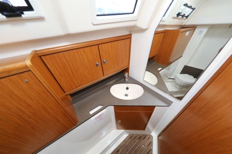 Bavaria Cruiser 33 | Czarter jachtu Chorwacja | Travelboat