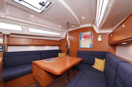 Bavaria Cruiser 33 | Czarter jachtu Chorwacja | Travelboat