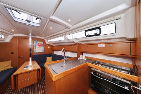 Bavaria Cruiser 33 | Czarter jachtu Chorwacja | Travelboat