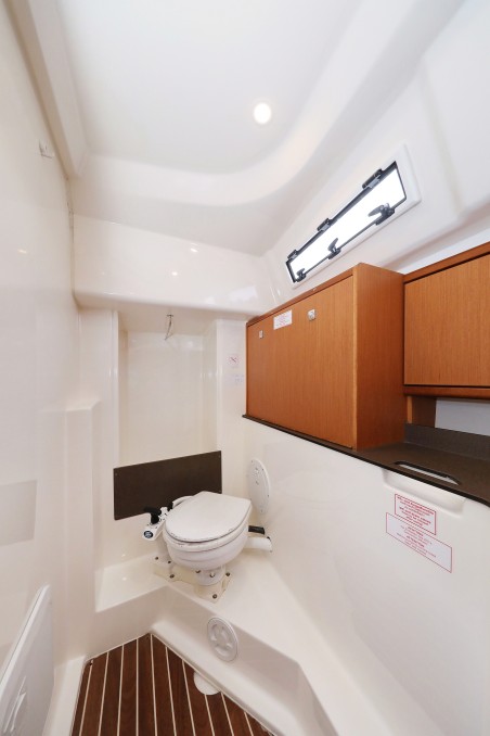 Bavaria Cruiser 33 | Czarter jachtu Chorwacja | Travelboat