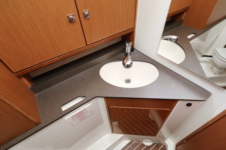 Bavaria Cruiser 33 | Czarter jachtu Chorwacja | Travelboat