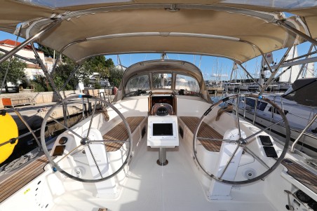 Bavaria Yachtbau Bavaria Cruiser 37 - 3 cab. Angelic