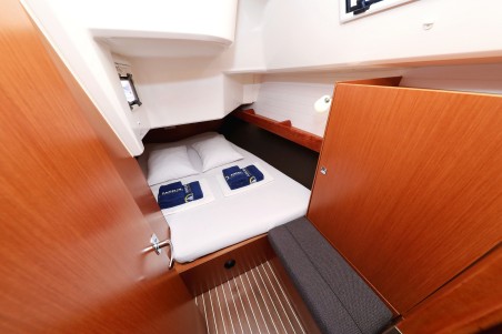 Bavaria Yachtbau Bavaria Cruiser 37 - 3 cab. Angelic