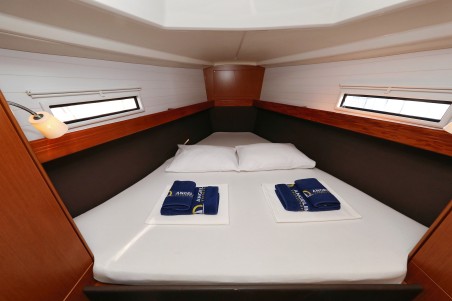 Bavaria Yachtbau Bavaria Cruiser 37 - 3 cab. Angelic