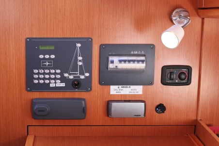 Bavaria Yachtbau Bavaria Cruiser 37 - 3 cab. Angelic