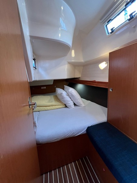 Bavaria Cruiser 37 | Yacht Charter Croatia | Travelboat