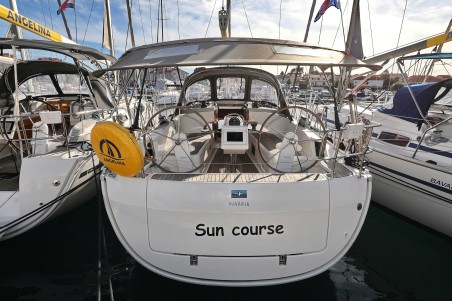 Bavaria Yachtbau Bavaria Cruiser 37 - 3 cab. Sun Course