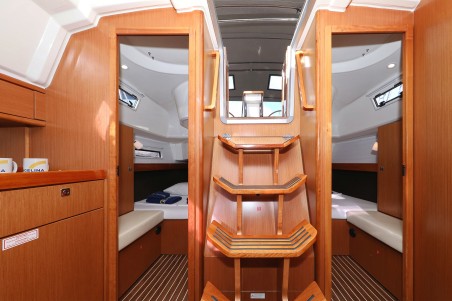 Bavaria Yachtbau Bavaria Cruiser 37 - 3 cab. Sun Course
