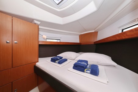 Bavaria Yachtbau Bavaria Cruiser 37 - 3 cab. Sun Course