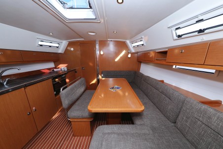 Bavaria Yachtbau Bavaria Cruiser 40 S Silver Arrow