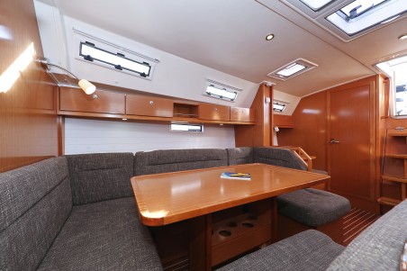 Bavaria Yachtbau Bavaria Cruiser 40 S Silver Arrow