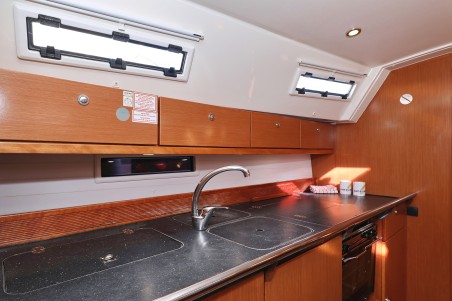 Bavaria Yachtbau Bavaria Cruiser 40 S Silver Arrow