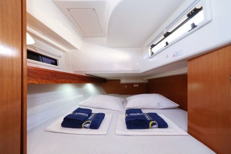 Bavaria Yachtbau Bavaria Cruiser 40 S Silver Arrow