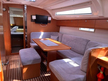 Bavaria Yachtbau Bavaria Cruiser 41 - 3 cab. Jazz