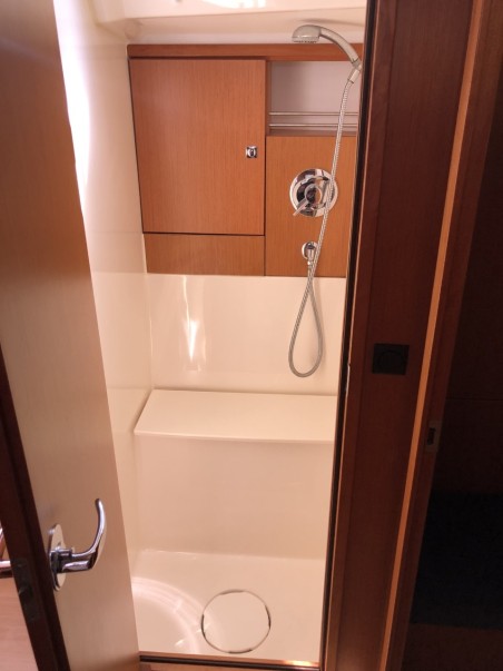 Bavaria Yachtbau Bavaria Cruiser 46 - 4 cab. Dea