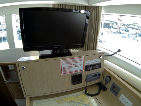 Lagoon-Bénéteau Lagoon 39 - 4 + 2 cab. Bob Cat