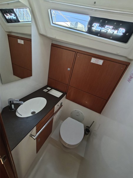 Bavaria Cruiser 46 | Yacht Charter Croatia | Travelboat