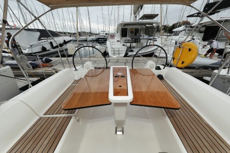 Dufour 350 GL | Czarter jachtu Chorwacja | Travelboat