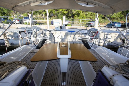 Dufour Yachts Dufour 360 GL - 3 cab. Vanila