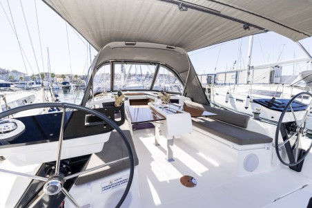 Dufour Yachts Dufour 37 - 3 cab. Lumi