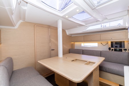 Dufour Yachts Dufour 37 - 3 cab. Lumi