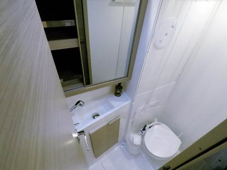 Lagoon-Bénéteau Lagoon 40 - 4 + 2 cab Tom Cat