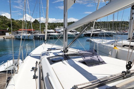 Dufour Yachts Dufour 390 Olmato