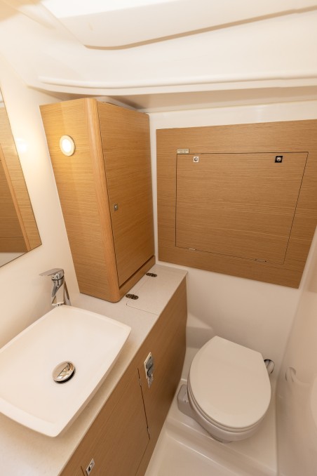 Dufour 390 | Czarter jachtu Chorwacja | Travelboat