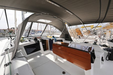 Dufour Yachts Dufour 41 - 3 cab. Poppy